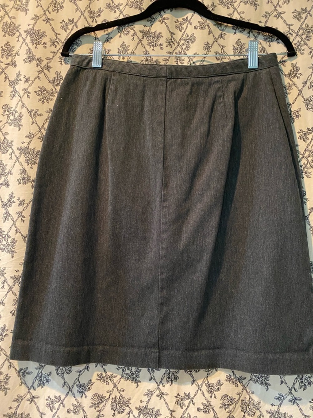 Dockers Dark Gray A-Line Skirt - Picture 2 of 5